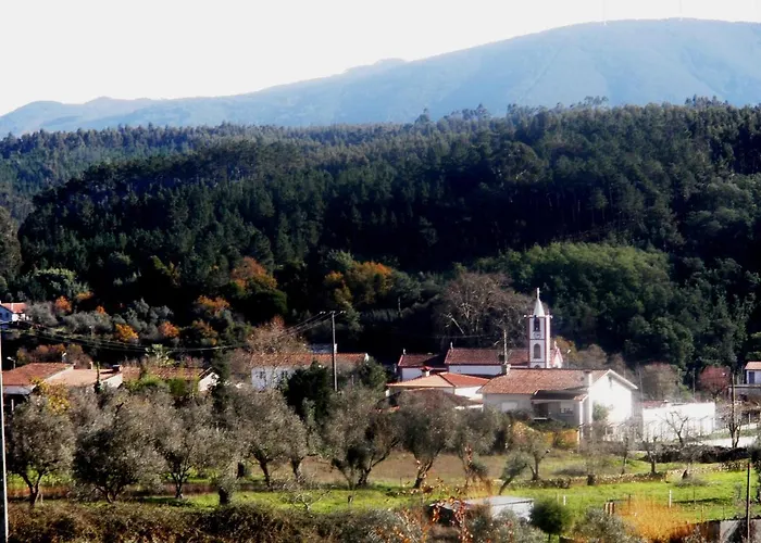 Adore Portugal Natureza & Vista De Serra Alojamento de Turismo Selvagem *